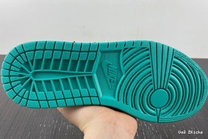 DC0774- 1 Low Jordan SportInspired 7049 123 0627